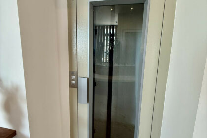 09885d04e0867bb6a94cc60f3de79a94 - 30