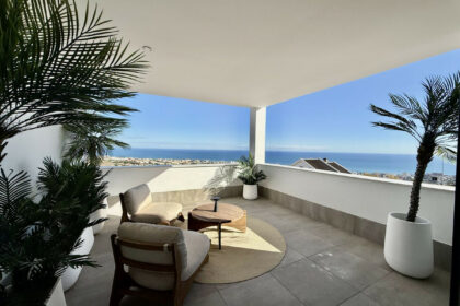 09885d04e0867bb6a94cc60f3de79a94 - 37