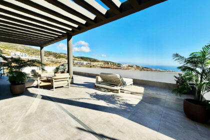 09885d04e0867bb6a94cc60f3de79a94 - 48