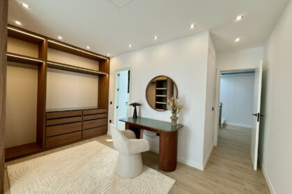 09885d04e0867bb6a94cc60f3de79a94 - 56