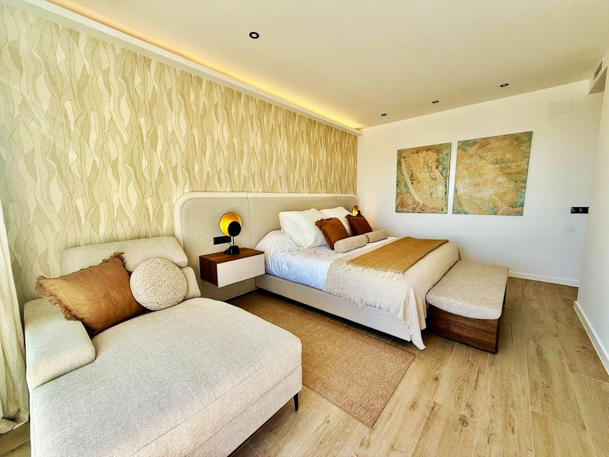 09885d04e0867bb6a94cc60f3de79a94 - 58