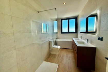 09885d04e0867bb6a94cc60f3de79a94 - 62