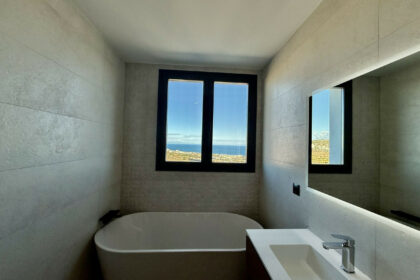 09885d04e0867bb6a94cc60f3de79a94 - 64