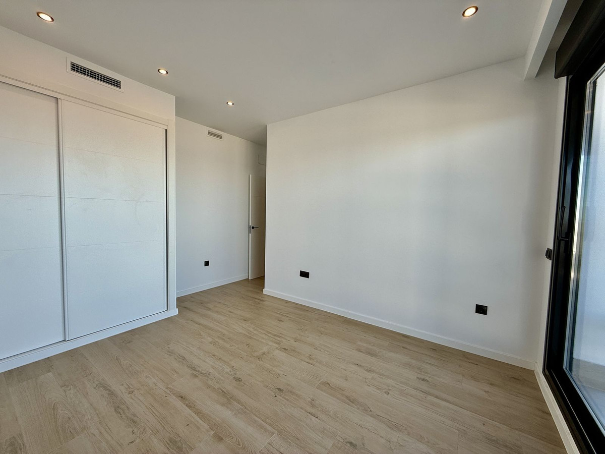 09885d04e0867bb6a94cc60f3de79a94 - 65