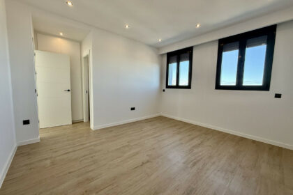 09885d04e0867bb6a94cc60f3de79a94 - 66