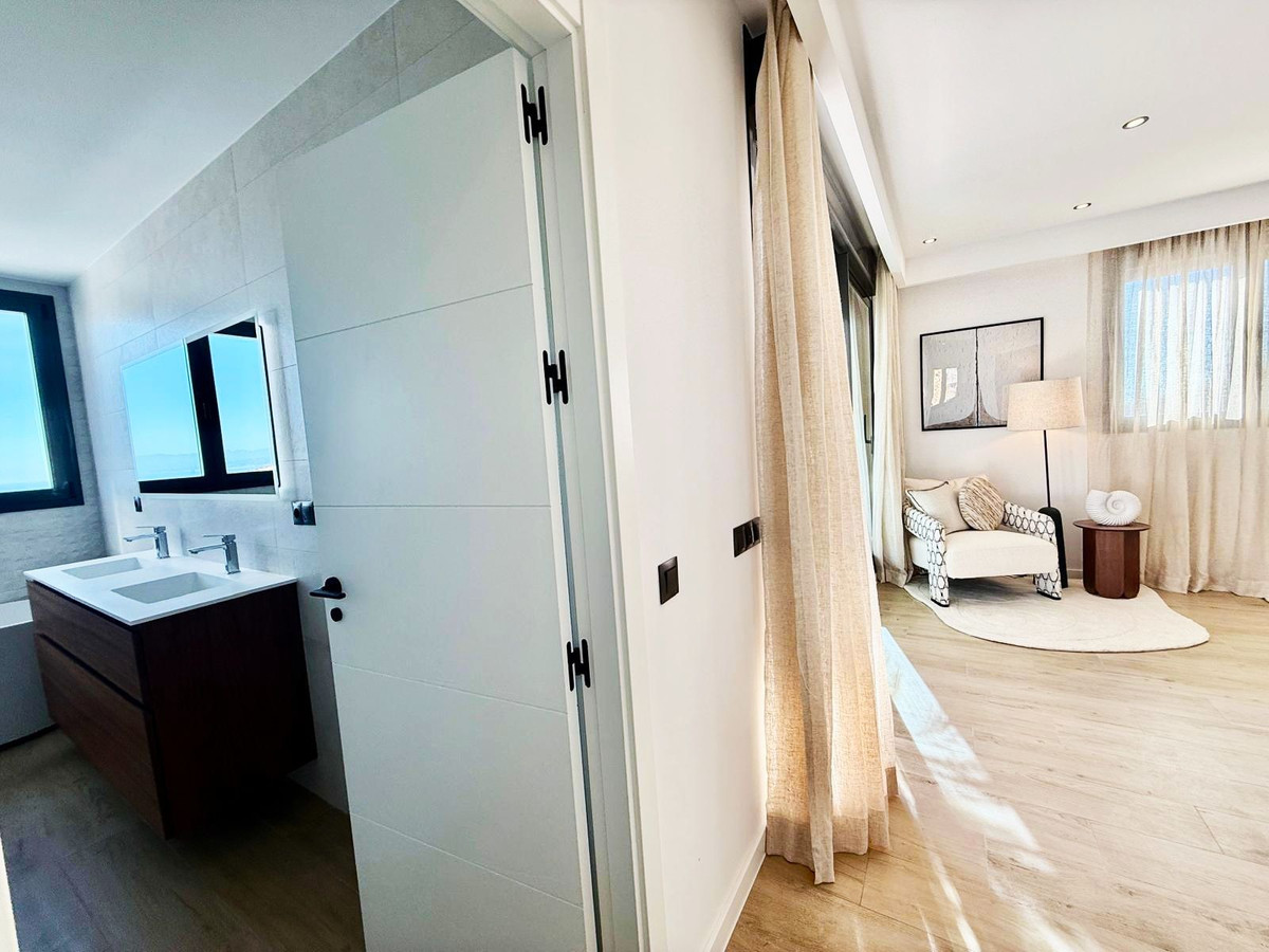 09885d04e0867bb6a94cc60f3de79a94 - 67