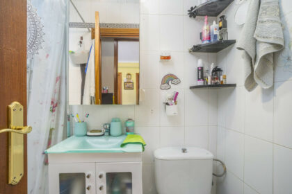 0a8ac5c17a5e85bbfa884d97a275ea13 - 2