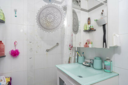 0a8ac5c17a5e85bbfa884d97a275ea13 - 21