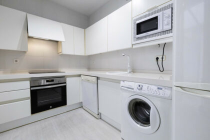 0b3d43881373af12e6eb8f4124b5de93 - 24