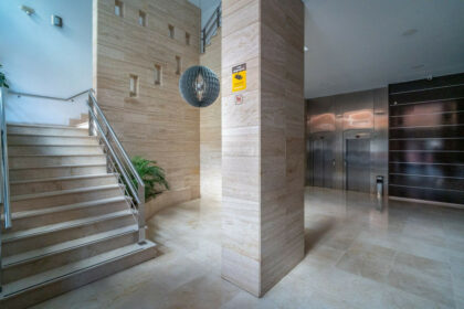 0bdf933871953d1913f3179a7649d1c4 - 17