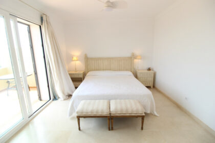 0c6d85edec484ea11dbf42a8fbe2393a - 11