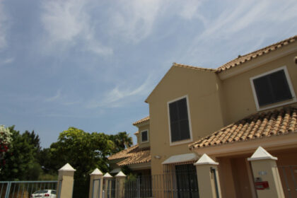 0c6d85edec484ea11dbf42a8fbe2393a - 30