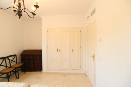 0c6d85edec484ea11dbf42a8fbe2393a - 8