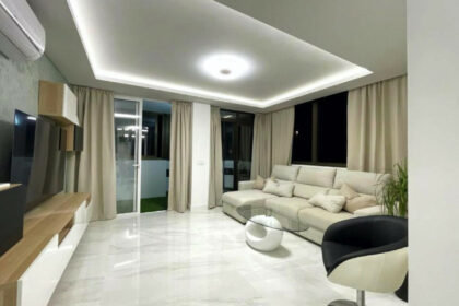 0e335f7de1d94db2a3c5d41ae5a68181 - 7