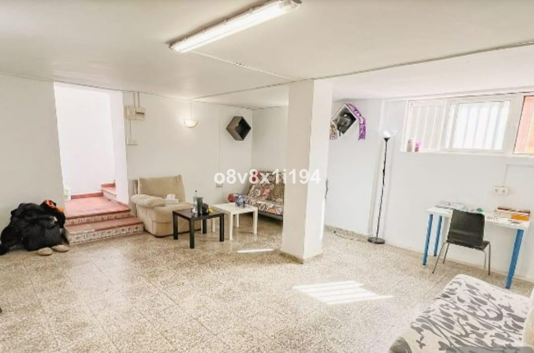 0e5a706435c712bc6f4b7c628ed260be - 24