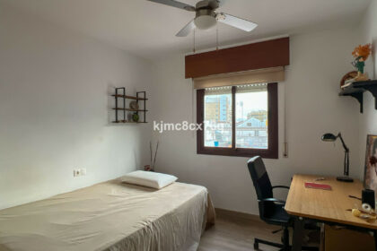 101448e1f8378f29a836694021e4e774 - 12