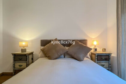 101448e1f8378f29a836694021e4e774 - 16