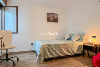 101448e1f8378f29a836694021e4e774 - 22