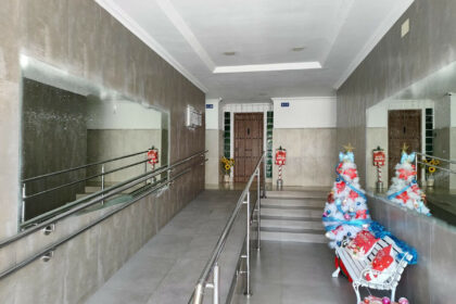 1068416178d6ab7d041aeba78dafb5a0 - 18