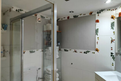 1068416178d6ab7d041aeba78dafb5a0 - 32