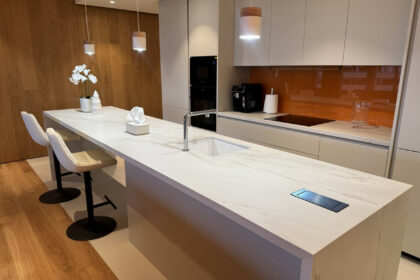 115db6c3f89e0a2c63f5b709458b52b6 - 9