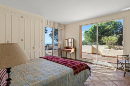 125d320e91d9b7f3611256610639e17e - 13