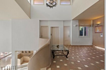 125d320e91d9b7f3611256610639e17e - 18