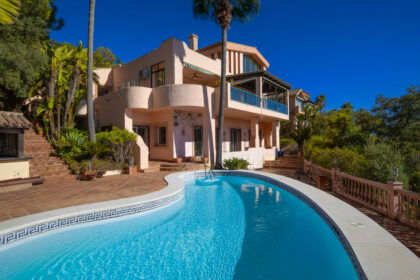 125d320e91d9b7f3611256610639e17e - 2