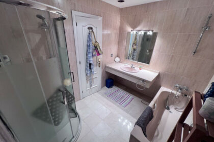 12a3dff5c66768466eb6890de0a6df1b - 13