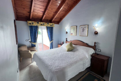 12a3dff5c66768466eb6890de0a6df1b - 16