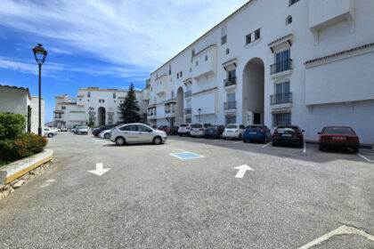 132ecda53a2196fe2150bb0e003887f8 - 26