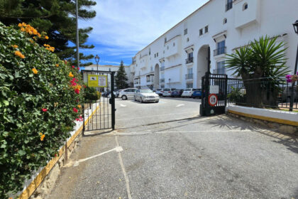 132ecda53a2196fe2150bb0e003887f8 - 27