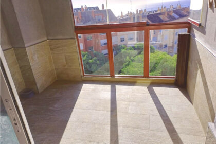 13cdeabd6ba287e6d2a3c40d33e2cc75 - 1