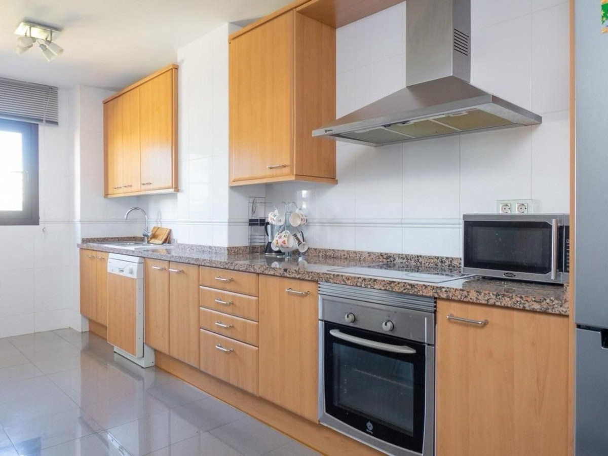 143811d5b44cc911f2dbfe3664c83917 - 10