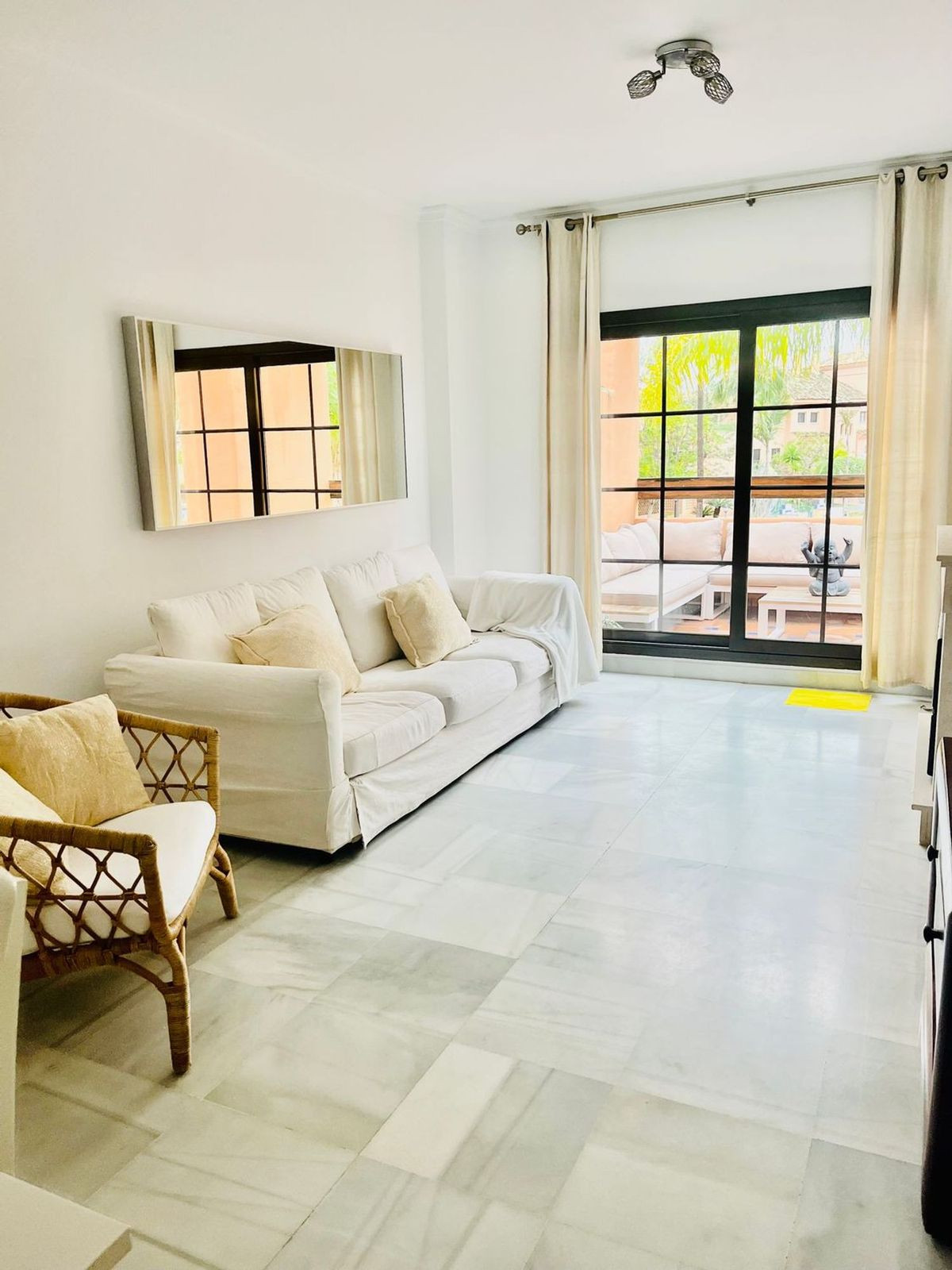 143811d5b44cc911f2dbfe3664c83917 - 7