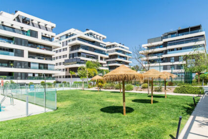 159268de75184b3f56a05c4868130fd4 - 2