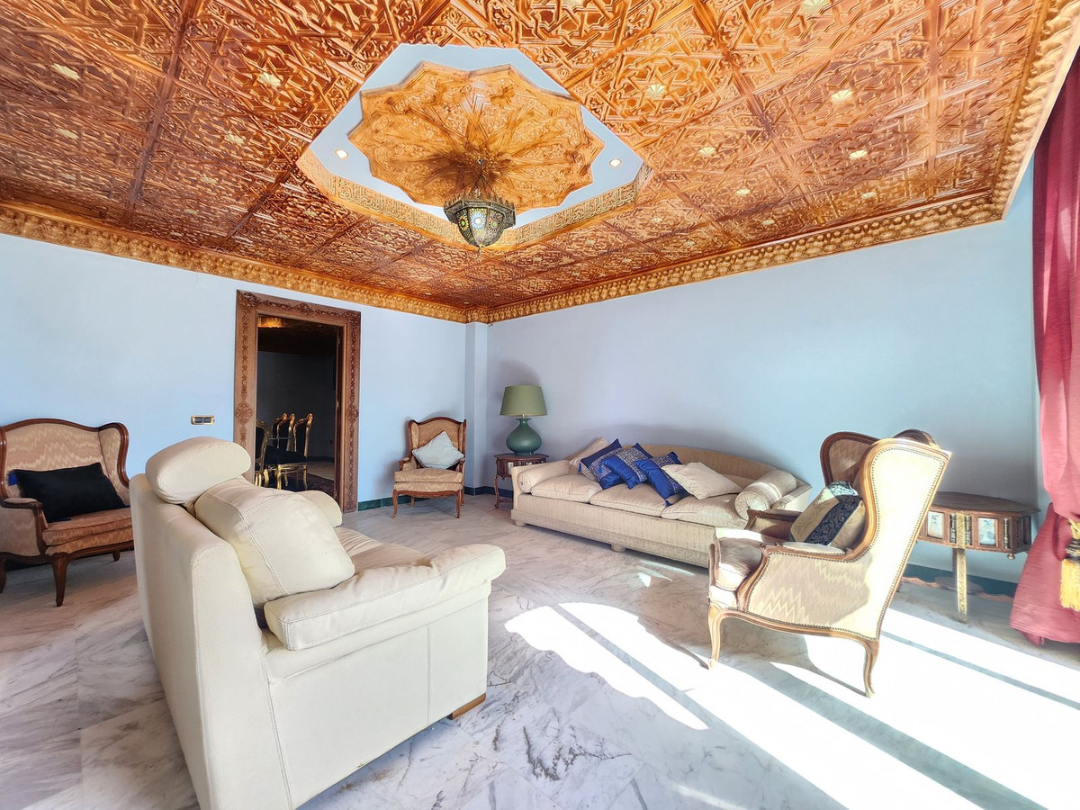 1665394d7324d18bfeea383961611cfa - 10