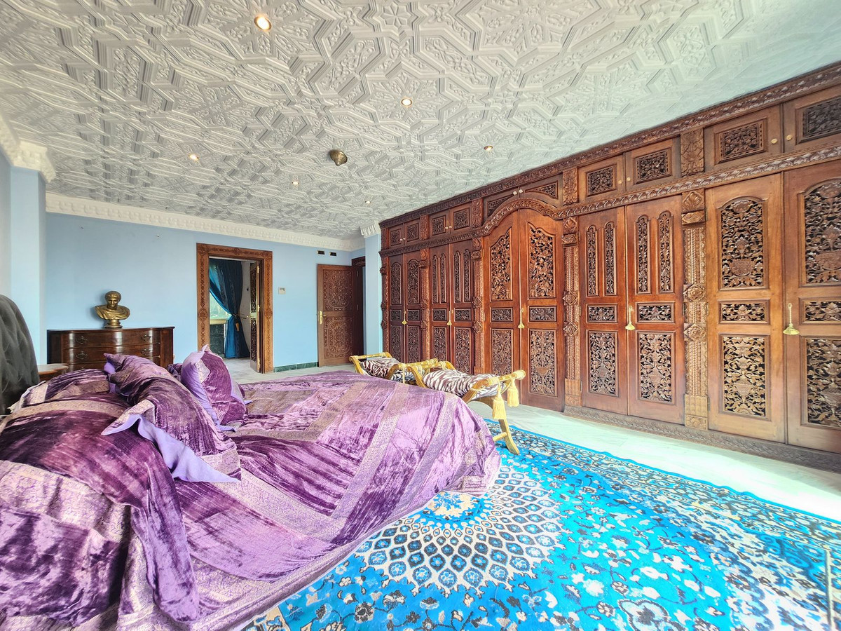 1665394d7324d18bfeea383961611cfa - 31