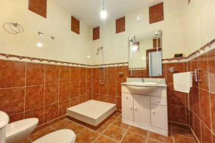 1665394d7324d18bfeea383961611cfa - 49