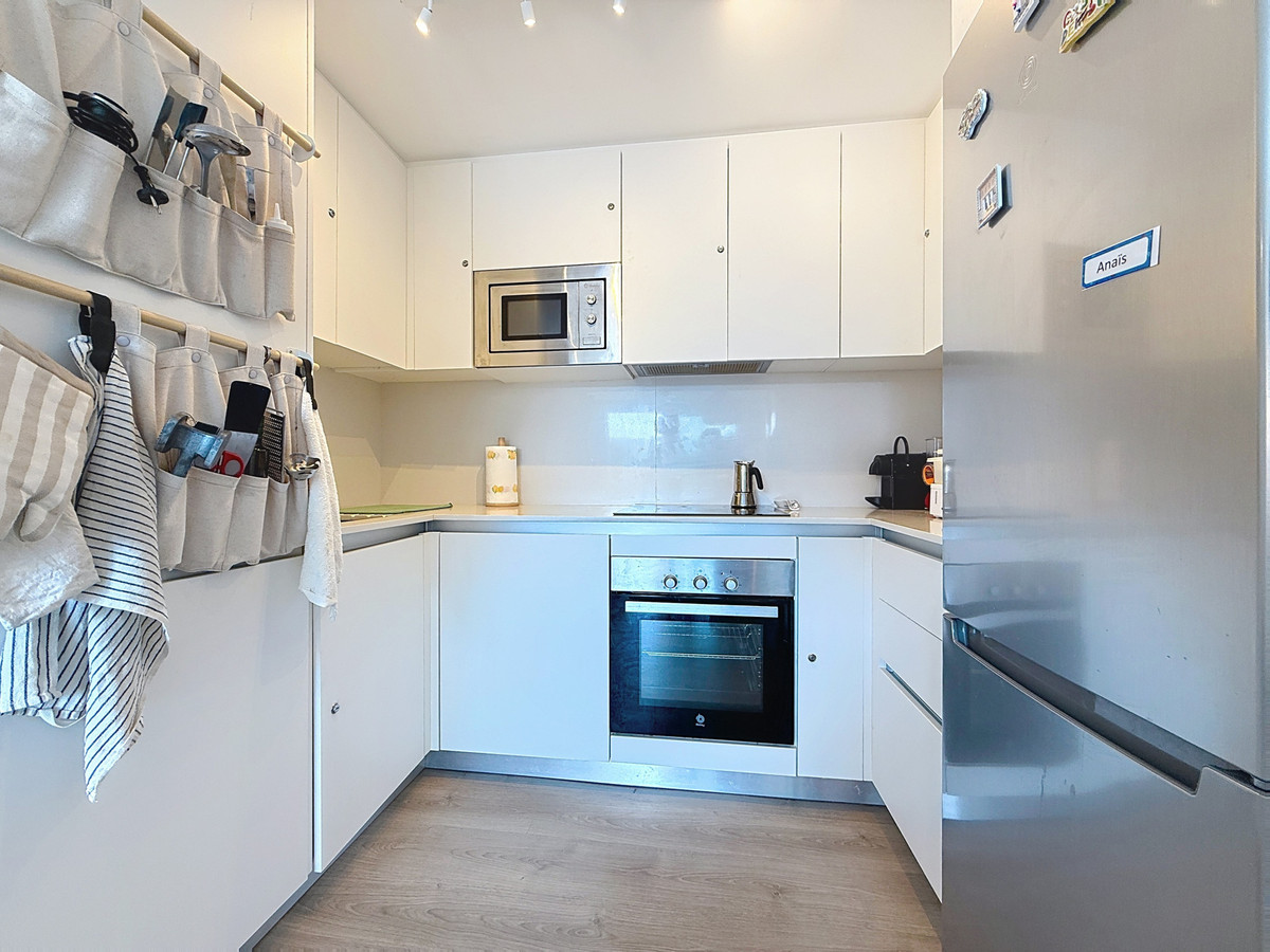 16f5d6666b2100167e1009518791cc7d - 11