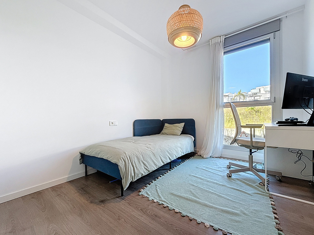 16f5d6666b2100167e1009518791cc7d - 22