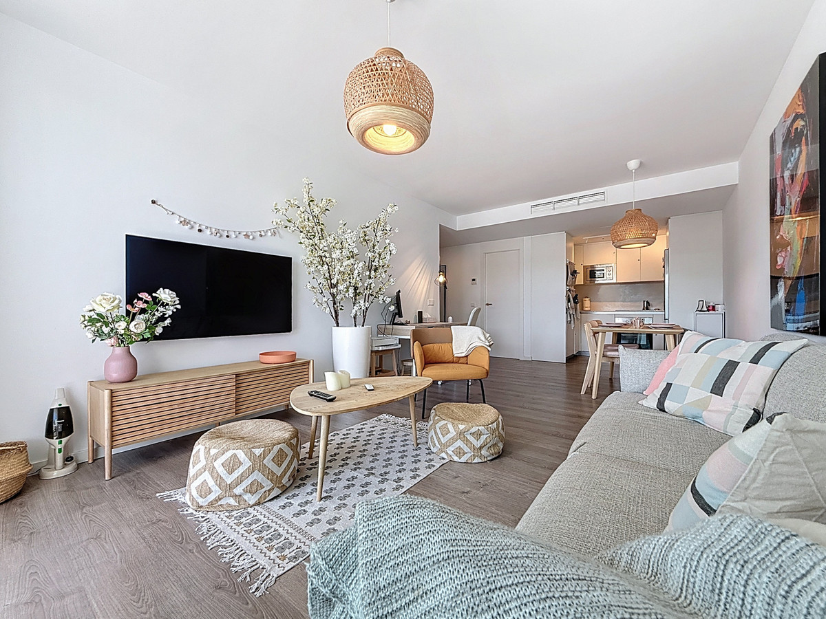 16f5d6666b2100167e1009518791cc7d - 7