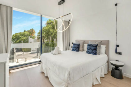 173a72b09a08d079ce837b11437f7c8b - 13