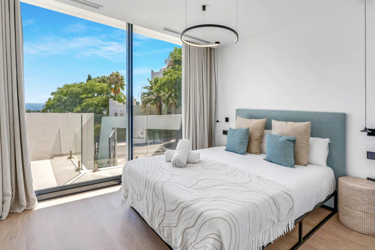 173a72b09a08d079ce837b11437f7c8b - 15