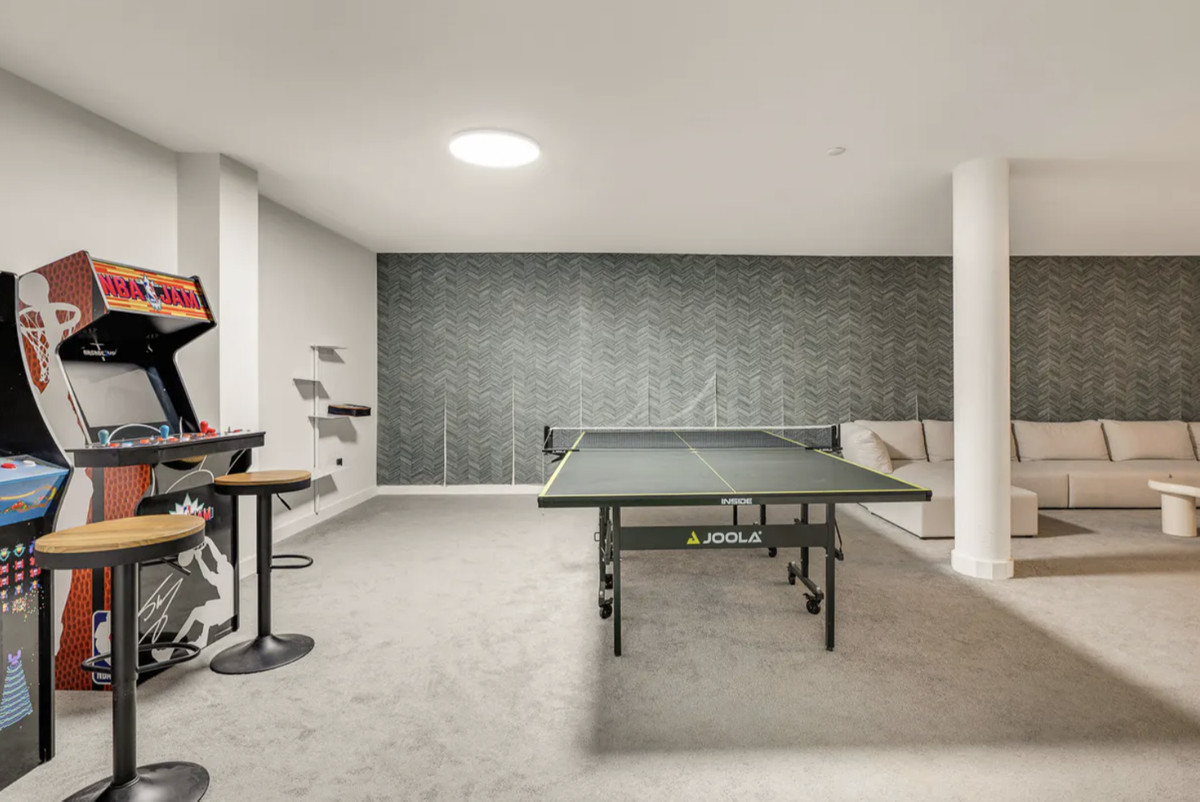 173a72b09a08d079ce837b11437f7c8b - 22