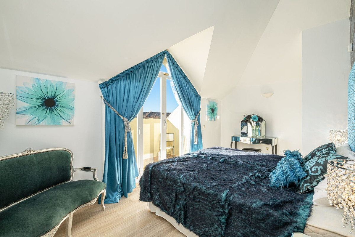 17e30dd9294ed6f0c1c6f7869516a8e0 - 18