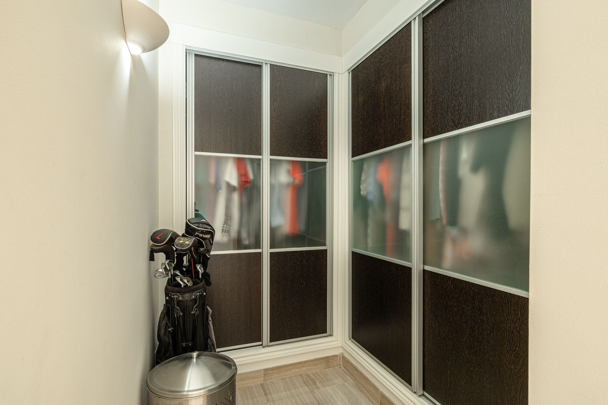 17e30dd9294ed6f0c1c6f7869516a8e0 - 19