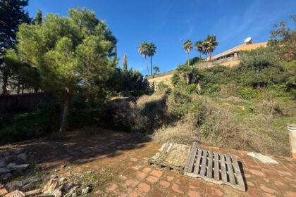 1866fdac62b5b1d7317a762682d9f09c - 12