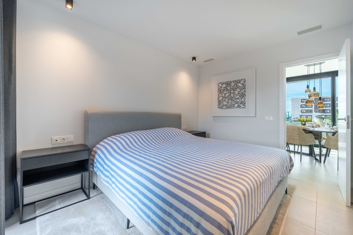 19d9a847119ad68331553fce1520968e - 12