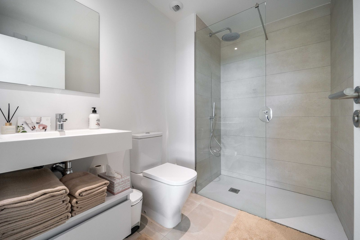 19d9a847119ad68331553fce1520968e - 15